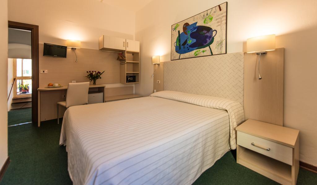 Hotel Ariston Piombino Kamer foto