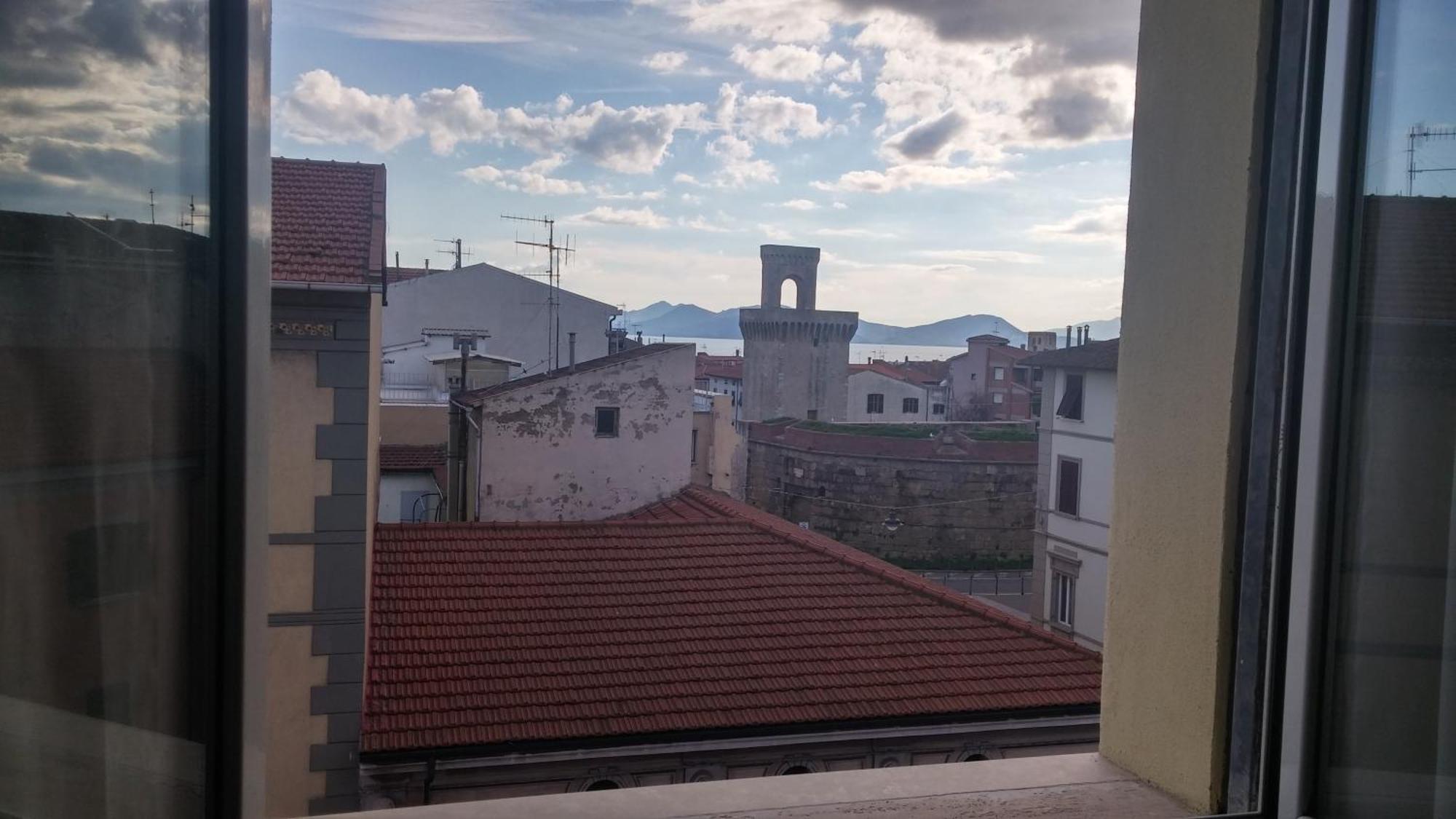 Hotel Ariston Piombino Buitenkant foto