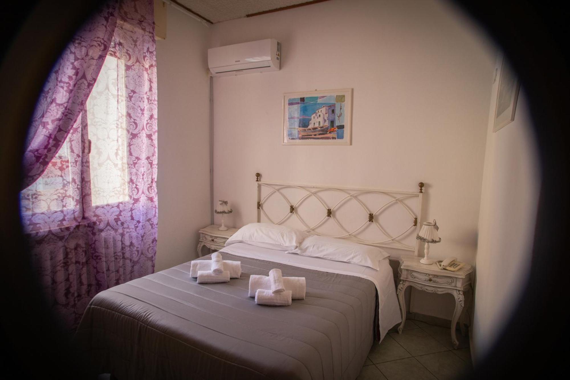 Hotel Ariston Piombino Buitenkant foto