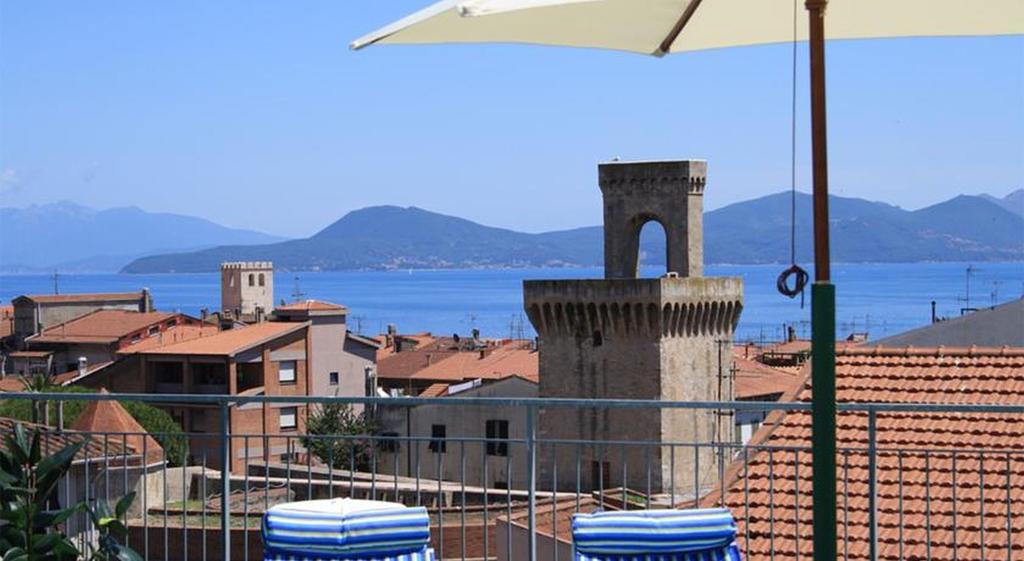 Hotel Ariston Piombino Buitenkant foto